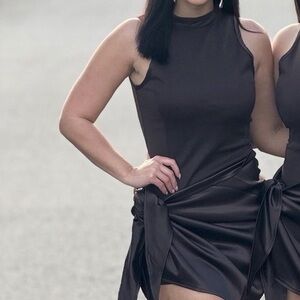 Elegant Sleeveless Brown Dress